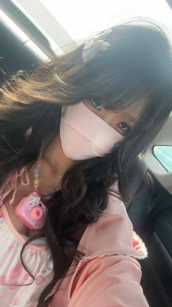 黑长直刘海小嫩妹【10P/22V/3.27GB】 预览图 1