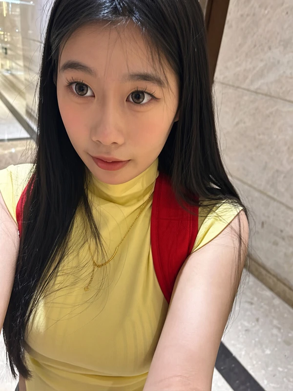苏州高颜值美女【18P/51V/3.39GB】